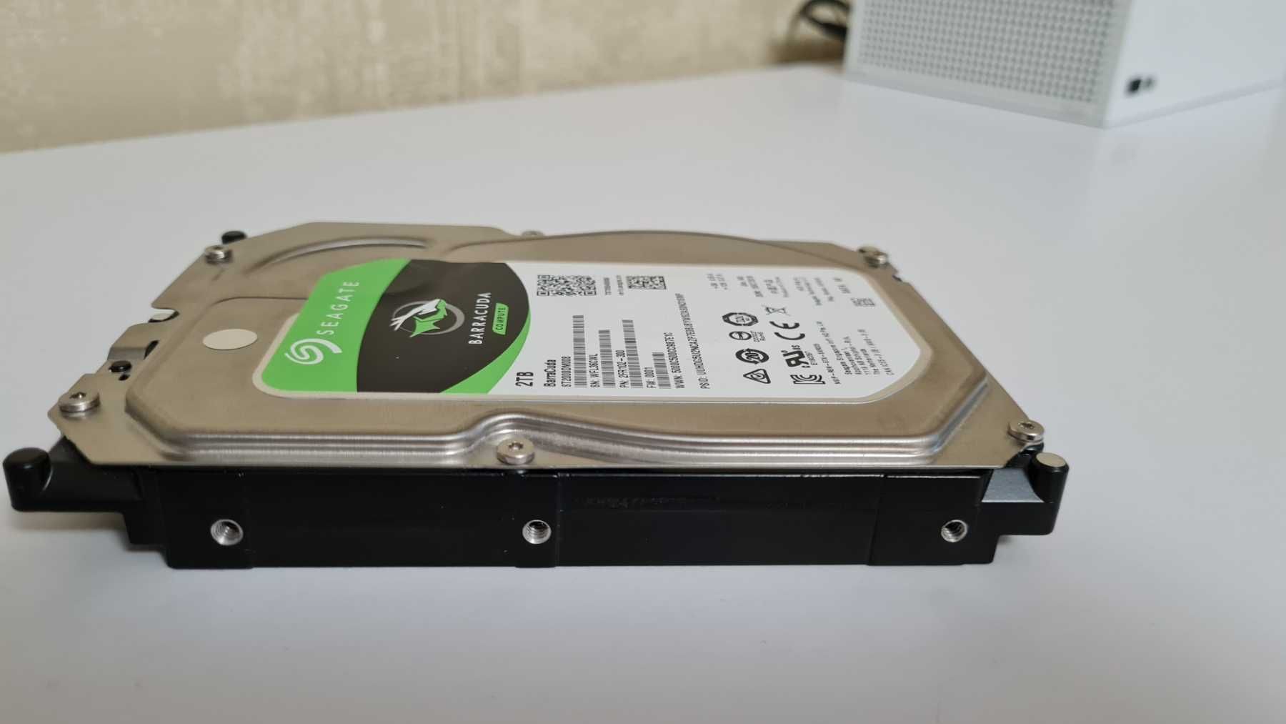 Продам жорсткий диск Seagate BarraCuda HDD 2TB