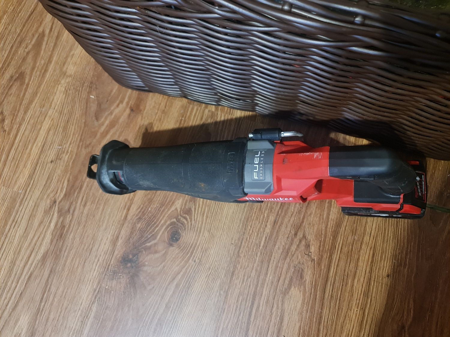 Продам сабельну пилку Milwaukee M18 FSZ
