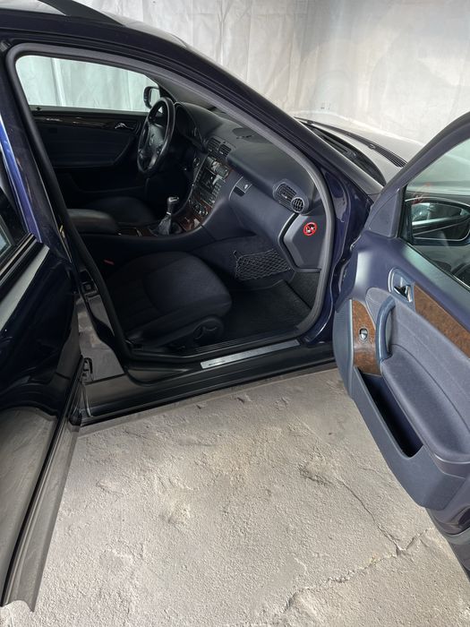 Mercedes w 203 c klasa