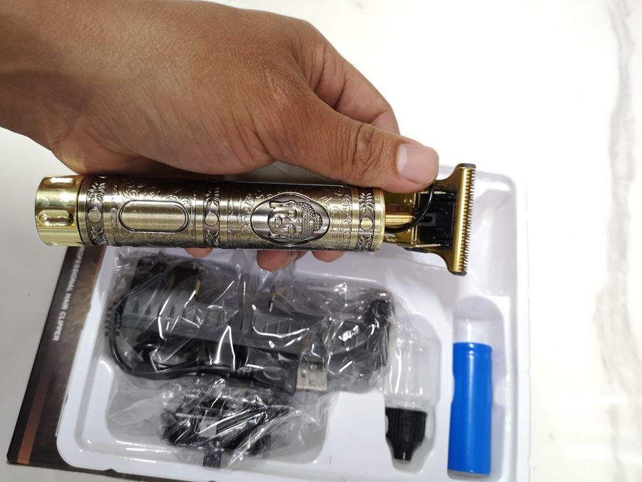 Máquina de cortar cabelo profissional