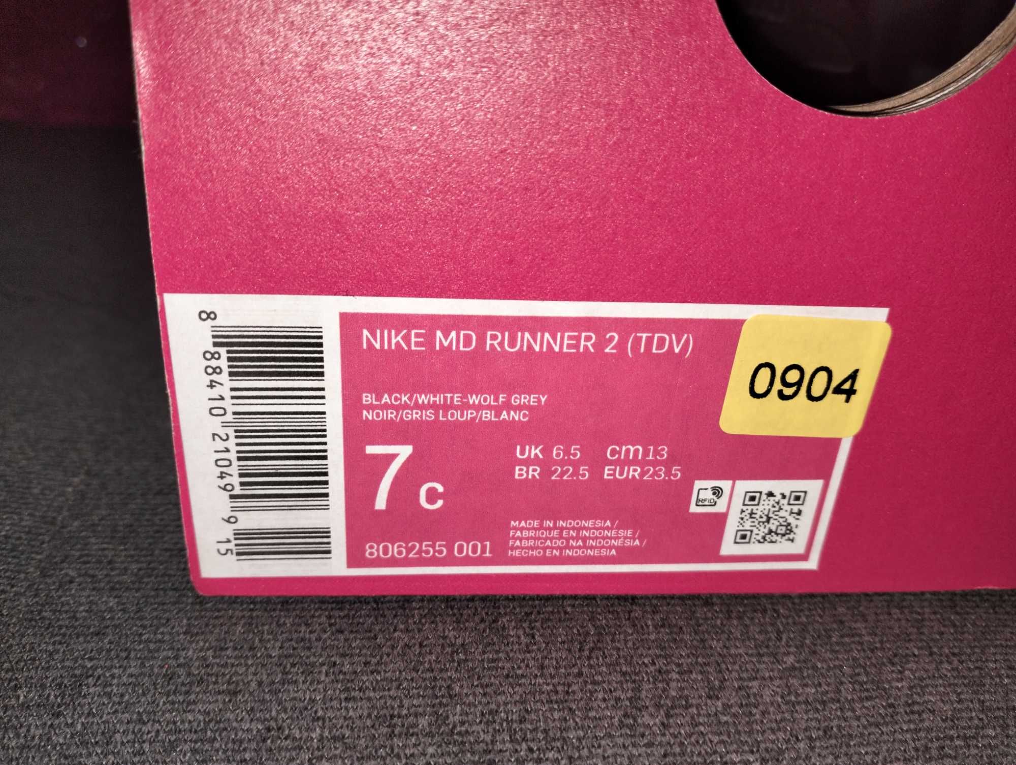 Sprzedam nowe buty firmy Nike