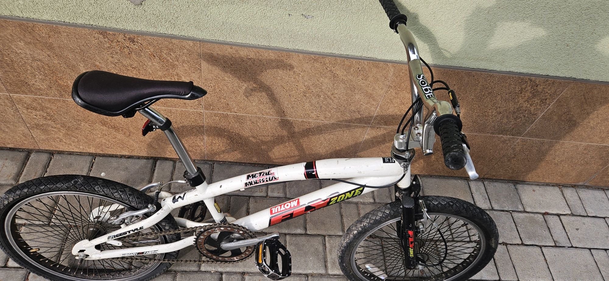 Rower wyczynowy BMX Fly Zone