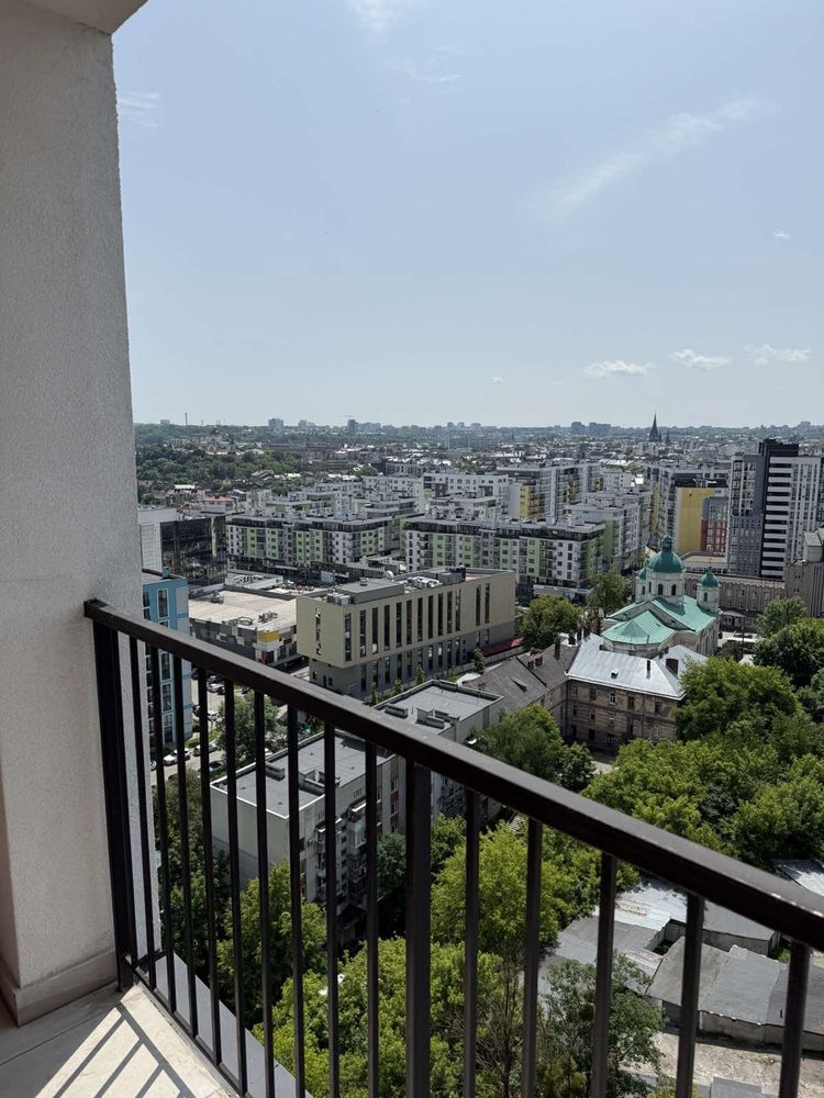 Без комісії!!! Продаж просторої та світлої квартири в ЖК Семицвіт