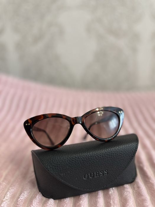 Сонцезахисні окуляри Guess.Оригінал!!!