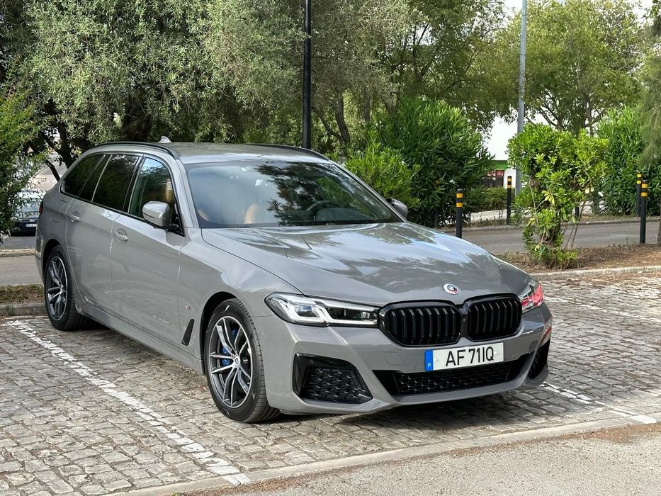 BMW 530 e Pack Desportivo M