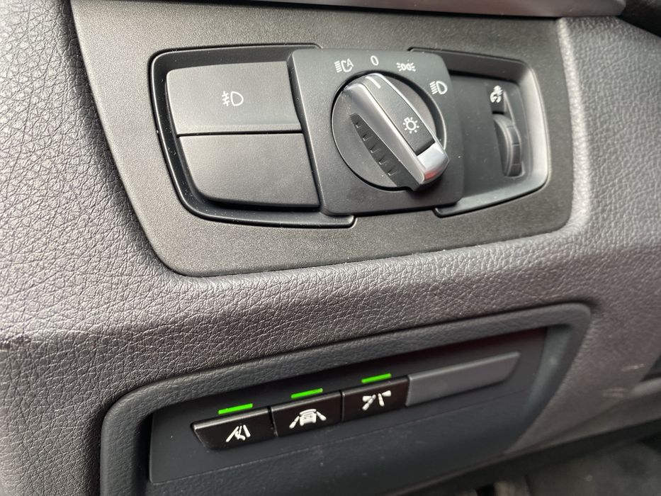 BMW 3GT 330i Grand Turismo 2.0T