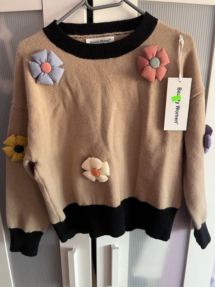 Sweter w kwiaty 3D beauty women