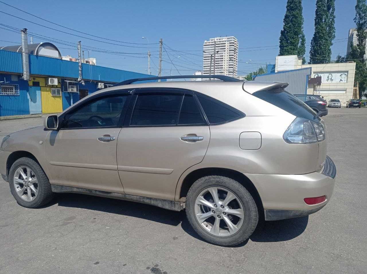 Продам или поменяю на недвижимость Lexus RX 350 2008