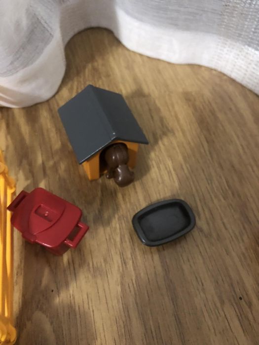 4 zestawy klocków Playmobil - konie