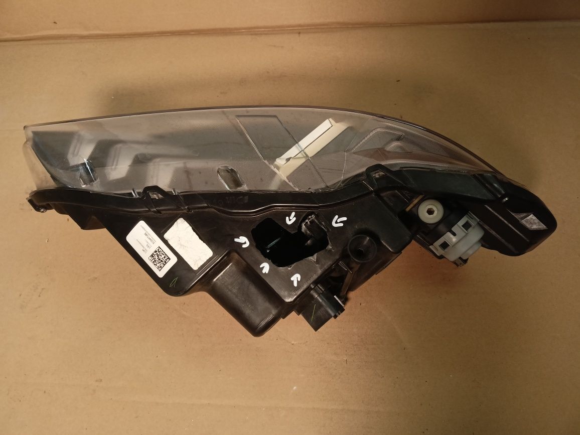 Lampa prawy przód prawa przednia Ford Mustang VI 6 lift FL 16- EU org