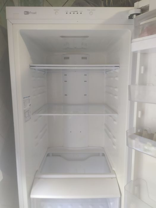 Холодильник Samsung