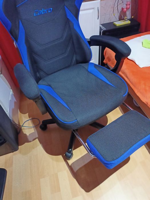 Nowy fotel gamingowy,ergonomiczny,