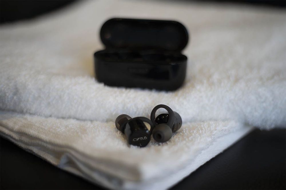 Cyrus SoundBuds Bezprzewodowe Słuchawki Douszne Nowe,