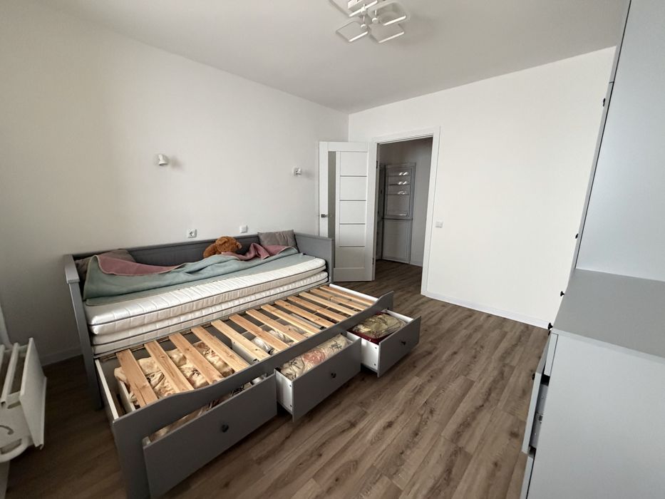 Аренда квартиры 1 к ул Ревуцкого рядом м Позняки есть газ все новое