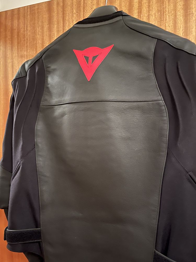 Dainese Sportiva Casaco 54