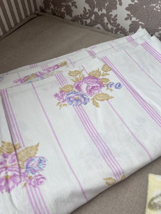 Постельное бельё комплект ,простынь ,одеяло
