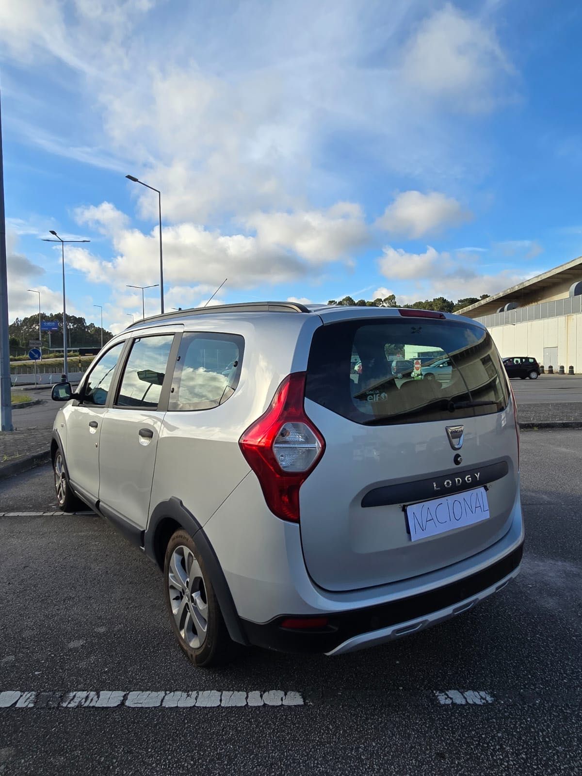 Dacia Lodgy stepaway 7 lug, gasóleo, só um dono