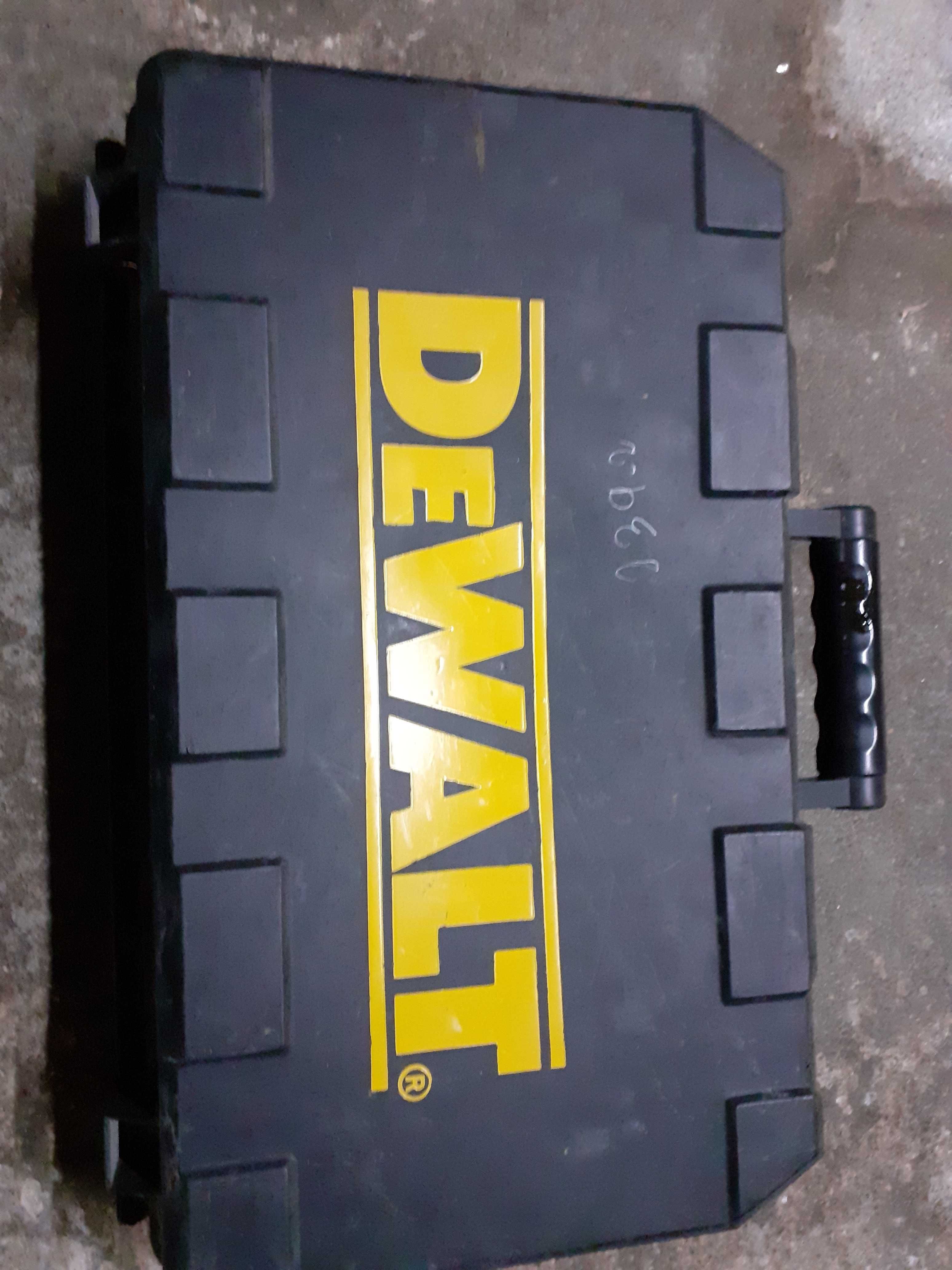 Berbequim dewalt