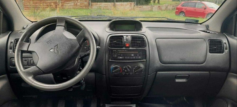 Продам двері до Mitsubishi space star зад праві голі