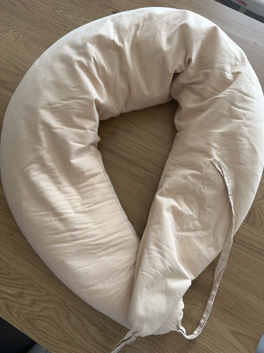 Подушка для вагітних, годування