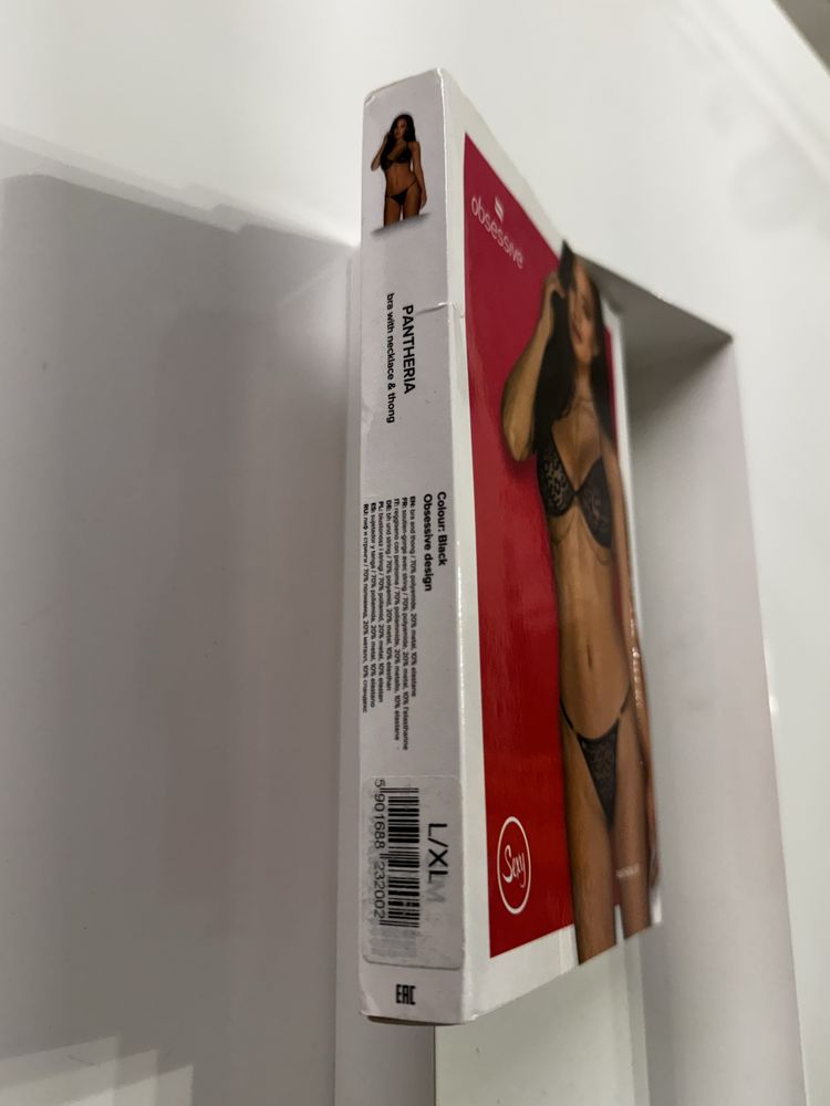 OBSESSIVE: Kobiecy i seksowny komplet bielizny L/XL