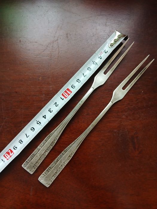 Hefra PRL dwa widelce posrebrzane do mięs wędlin przystawek