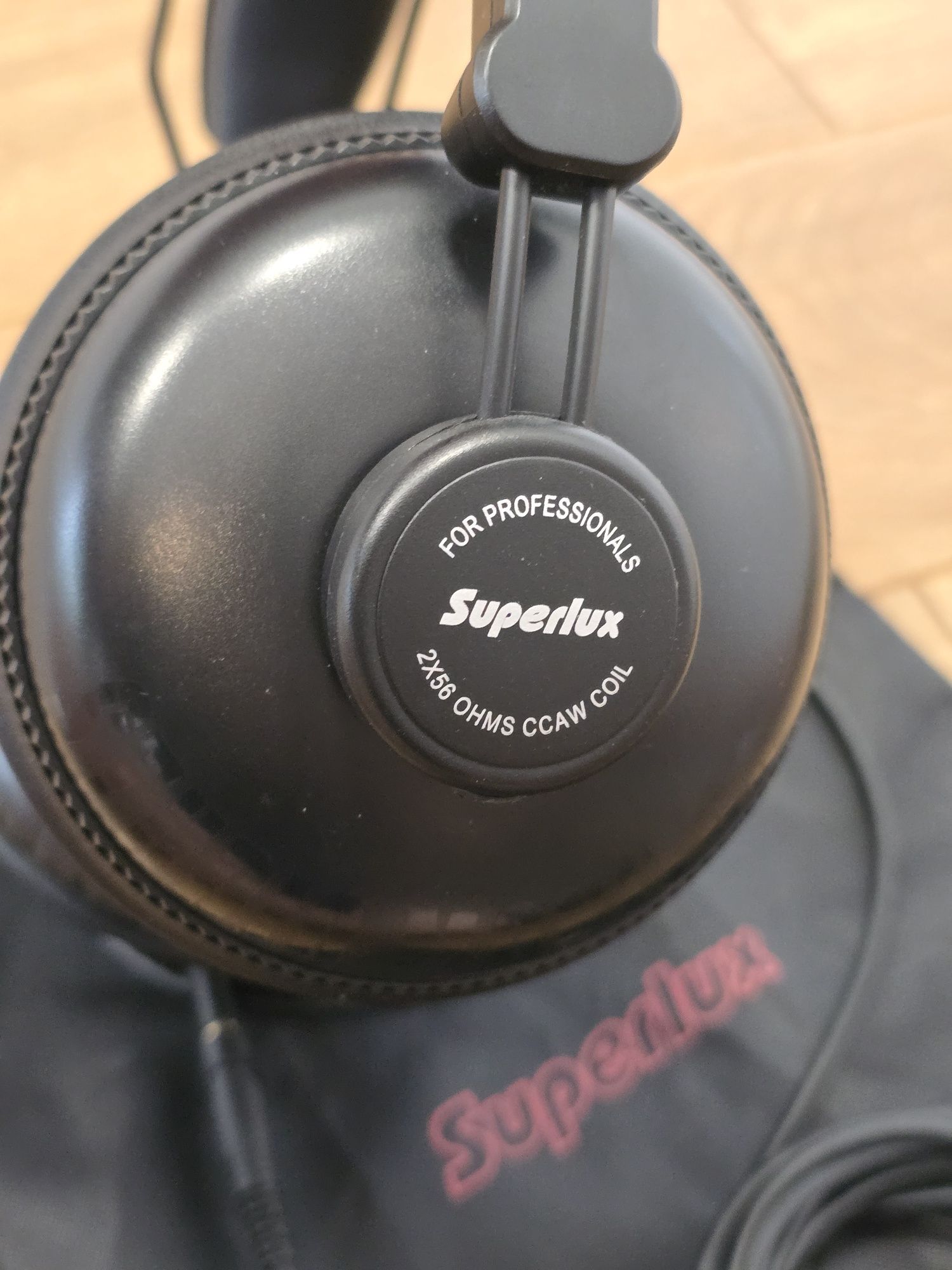 Słuchawki Superlux HD669 – stan idealny, złote przewody 1,1 m i 3,1 m