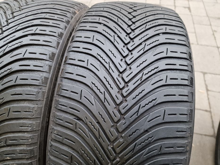 Пара шин всесезонных 225/45 R19 Imperial