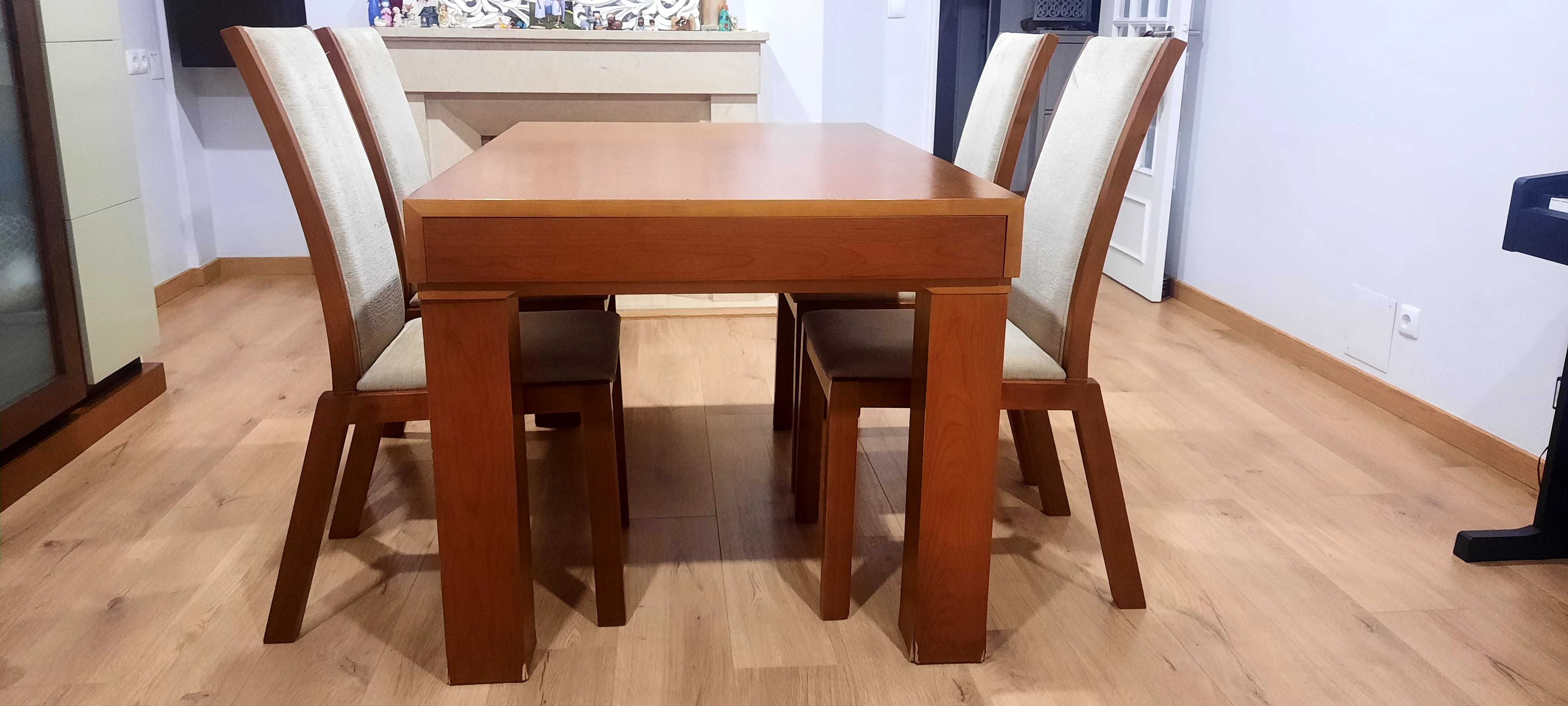 Mesa de Jantar extensivel