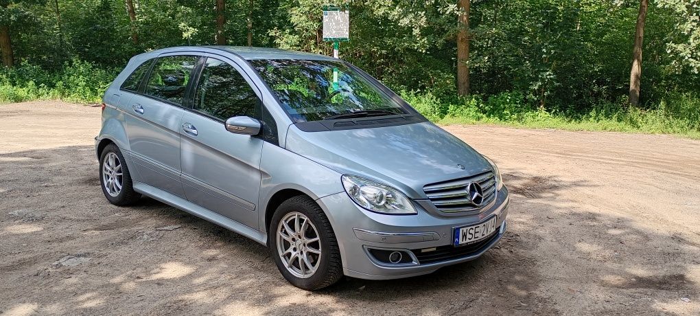 Mercedes B klasa W245. 2006 rok