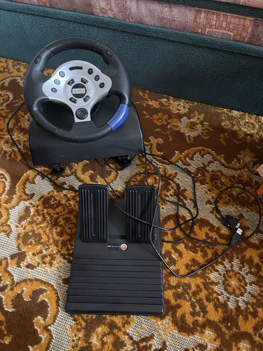 Ігровий руль Acme з педалями F294