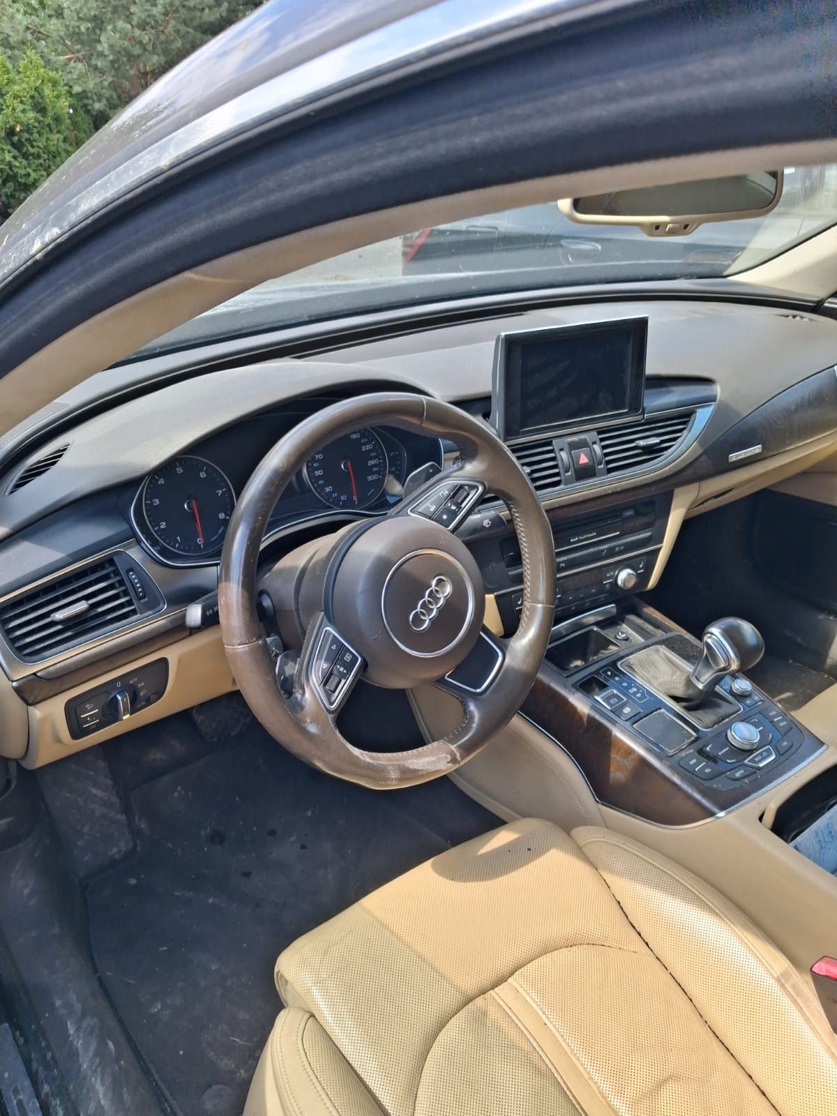Uszkodzone Audi A7