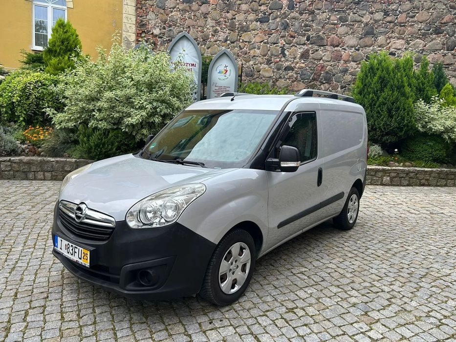 Opel COMBO-D-VAN  OPEL COMBO 1.3 diesel z 2014 roku z klimatyzacją