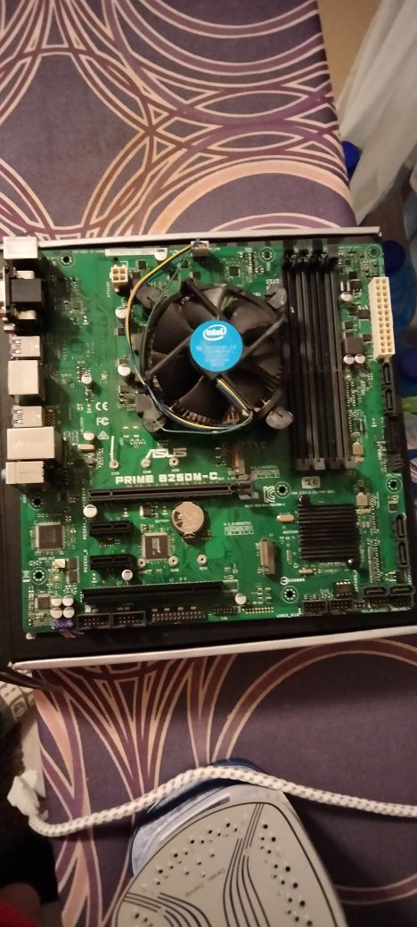 Asus Prime B250M-C + Intel Core i5 7600 материнскаа плата + процессор