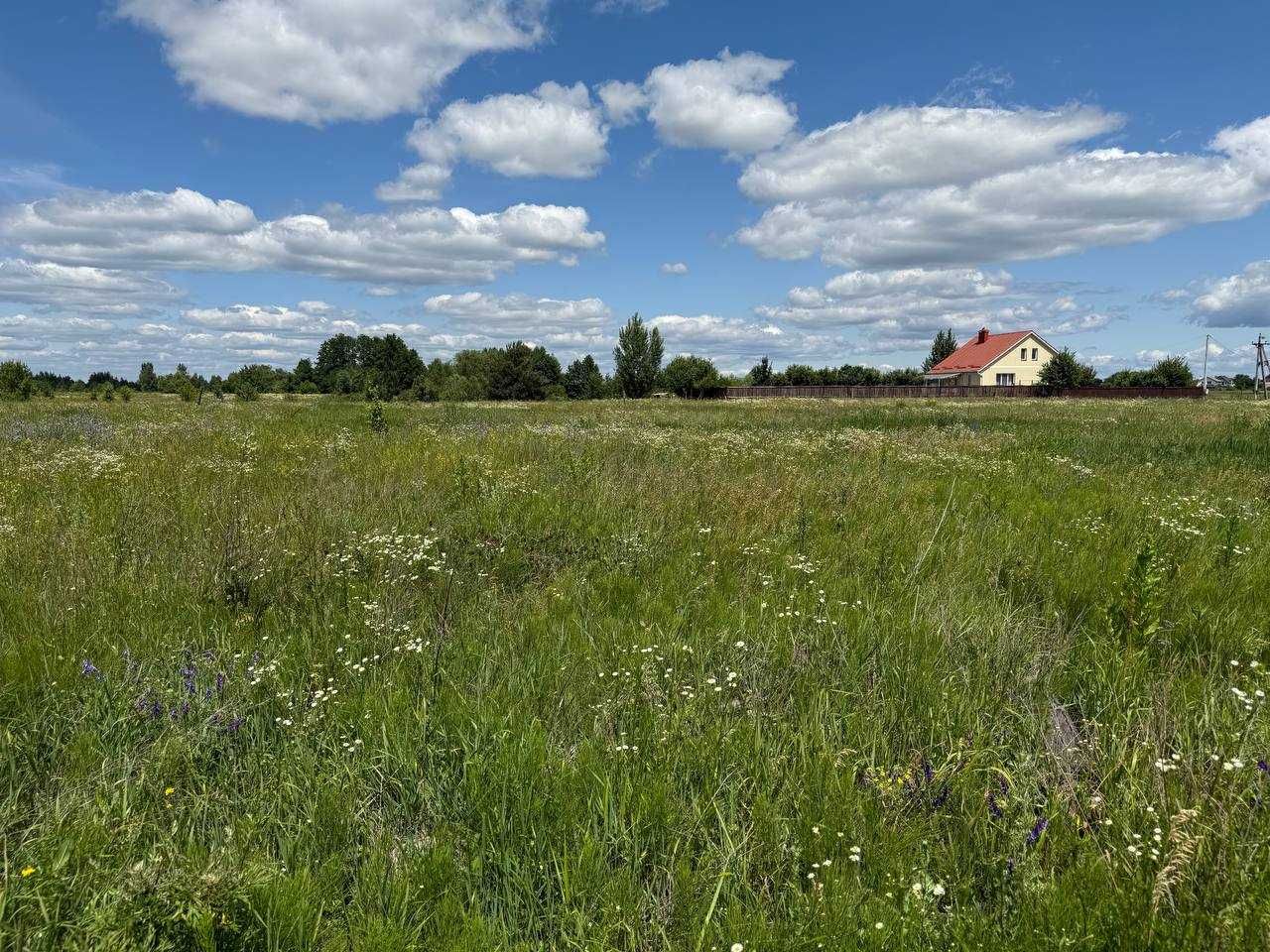 Продаж ділянки 25сот під забудову. Новий район.Поруч озеро, ліс.ID:113