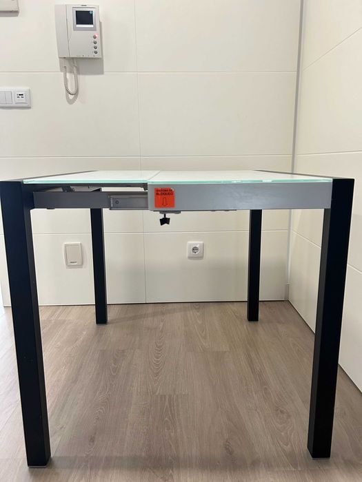 Mesa de cozinha extensível