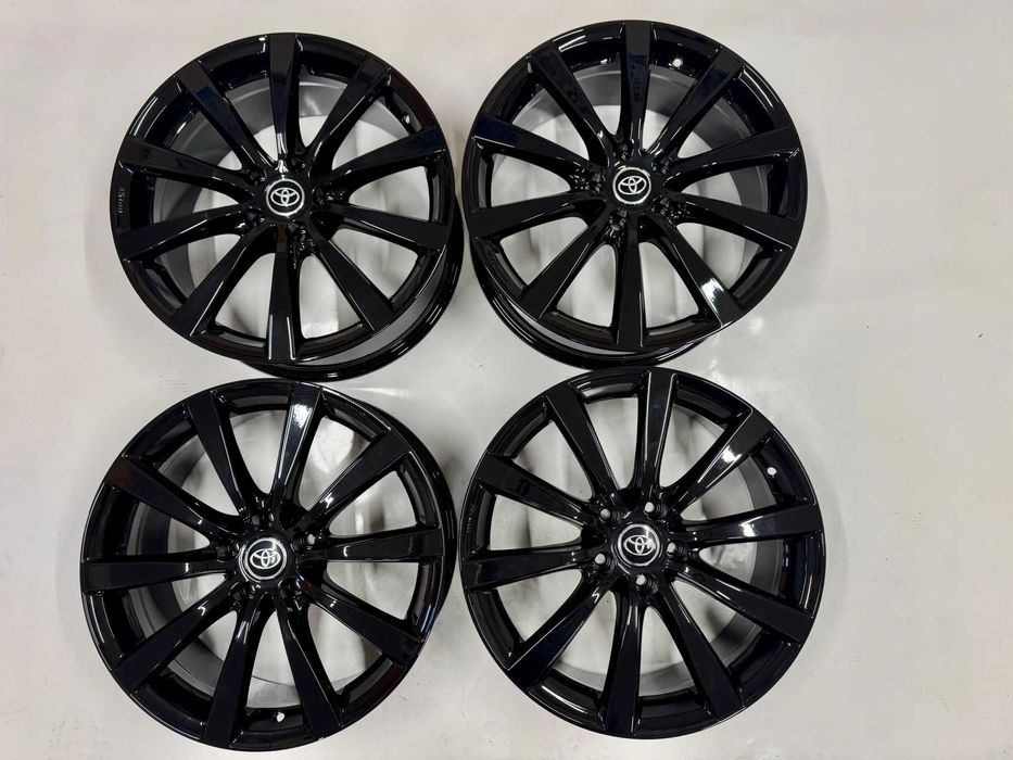 Felgi Aluminiowe Toyota 5x114,3 8J x 19" ET-42 TOYOTA