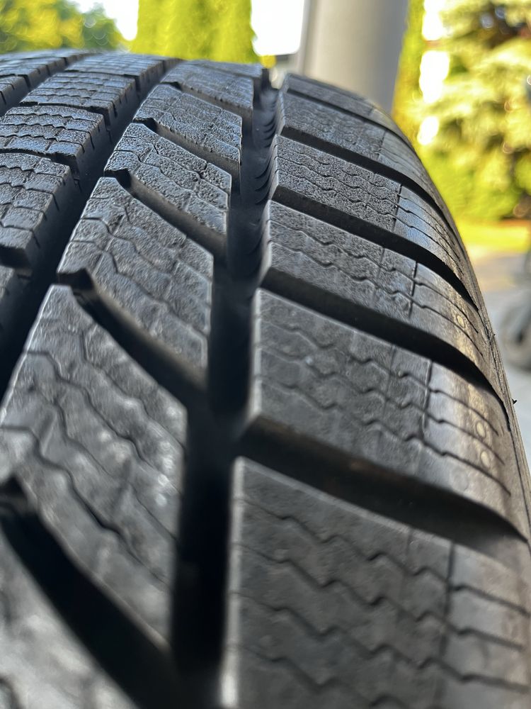 Zimowe Continental 205/55 r17, 2023 r