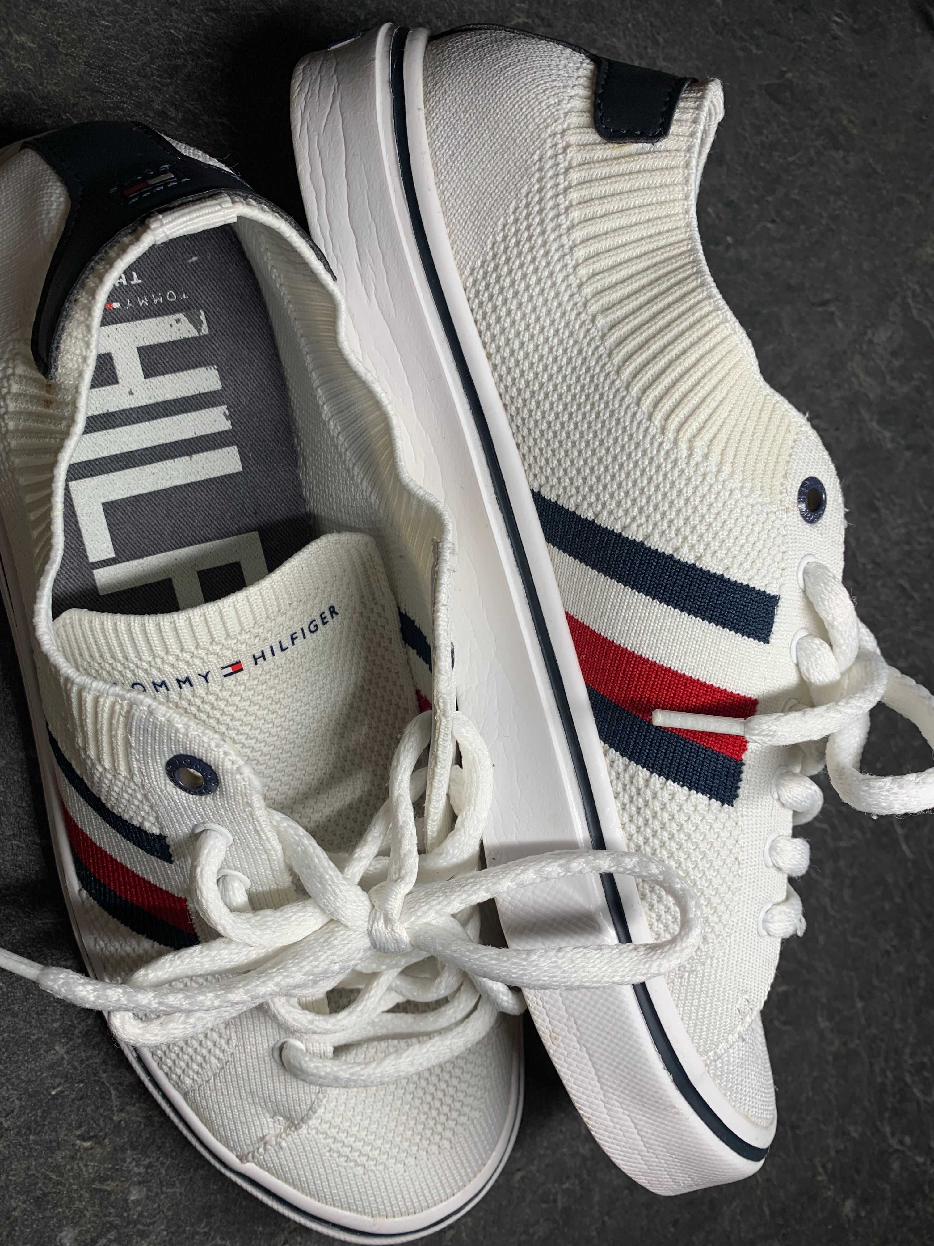 Tommy Hilfiger trampki