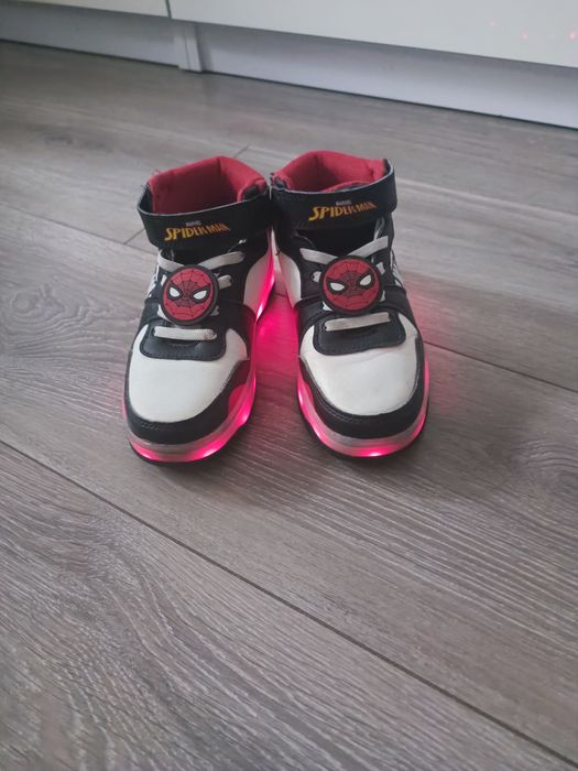 Buty chłopięce świecące Spiderman r 29
