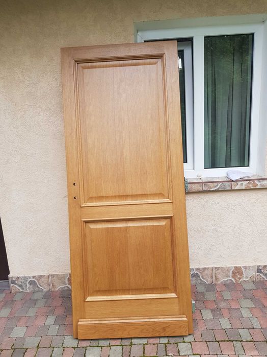 Двері міжкімнатні з італійського дубового шпону, без коробки