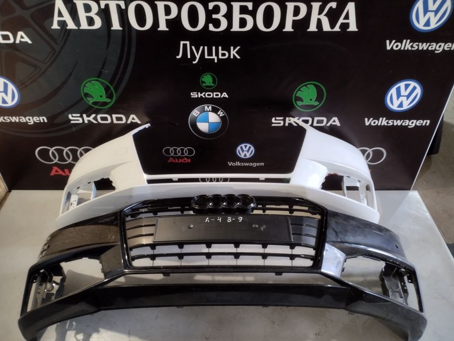 Бампер решітка гриль Audi A4 B9 Ауді а4 б9