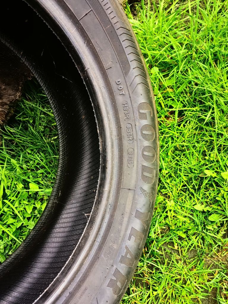 2x opona Goodyear 215/55 17