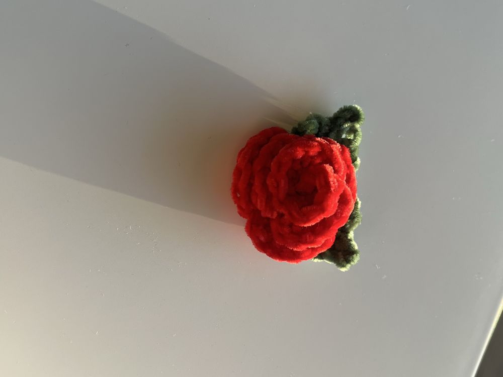 Rosa em crochê.