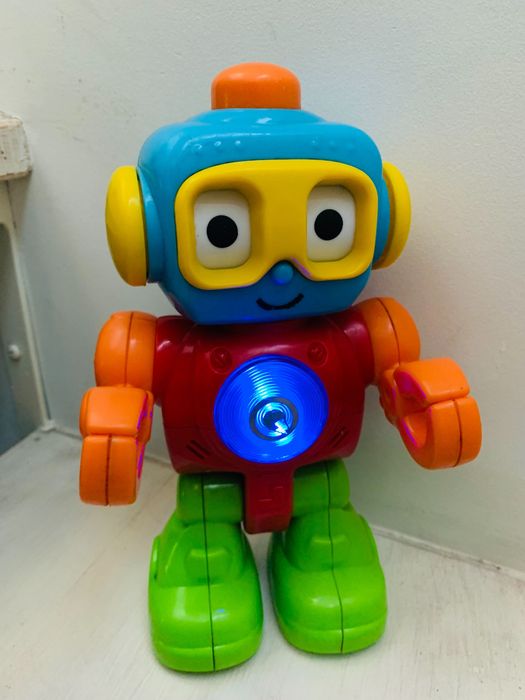 Robot Buba com Luzes e Sons