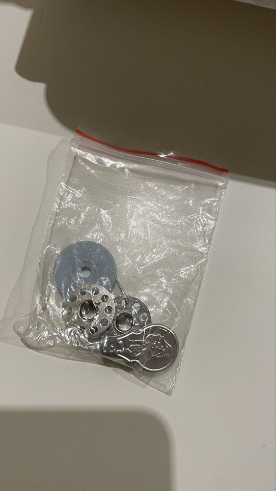 Vendo maquina de coser Ufesa