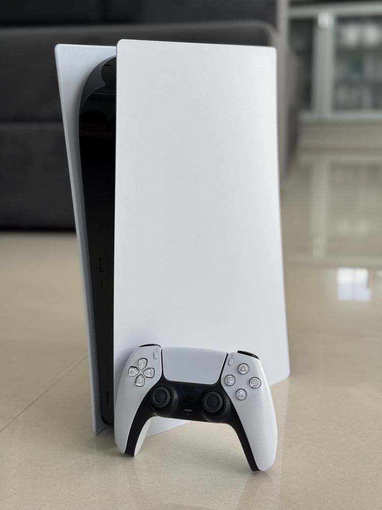 SONY PLAYSTATION 5 825GB Digital - Pad - Okablowanie - Zadbana !