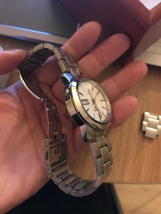 Relógio Seiko SNK385K1 Homem prateado (não faço trocas)