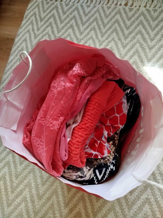 Duża torba z ubraniami w super cenie