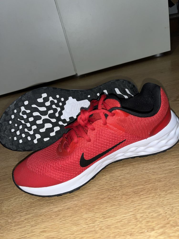 Nike Tênis Revolution 6 NN GS (NOVO/ORIGINAL)